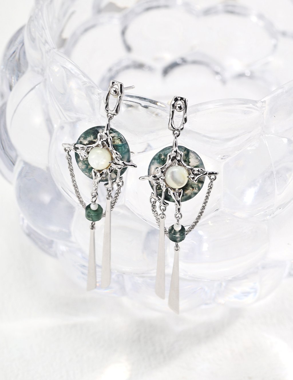 925 Sterling Silver Neo-Chinese Style Grass Agate And Mother-Of-Pearl Peace Buckle Earrings - White Gold (E01209-1)