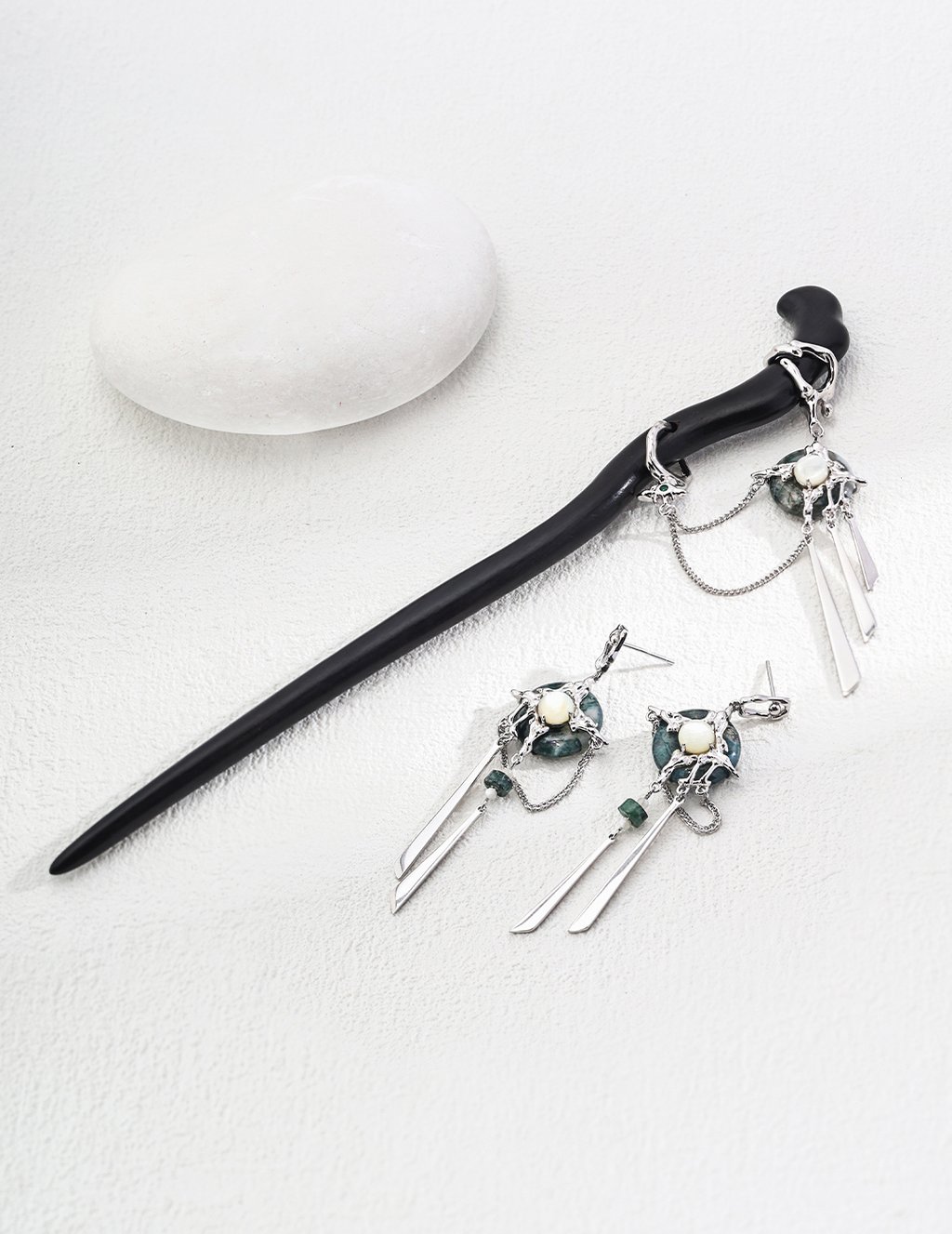 925 Sterling Silver Neo-Chinese Style Grass Agate And Mother-Of-Pearl Peace Buckle Earrings - White Gold (E01209-1)