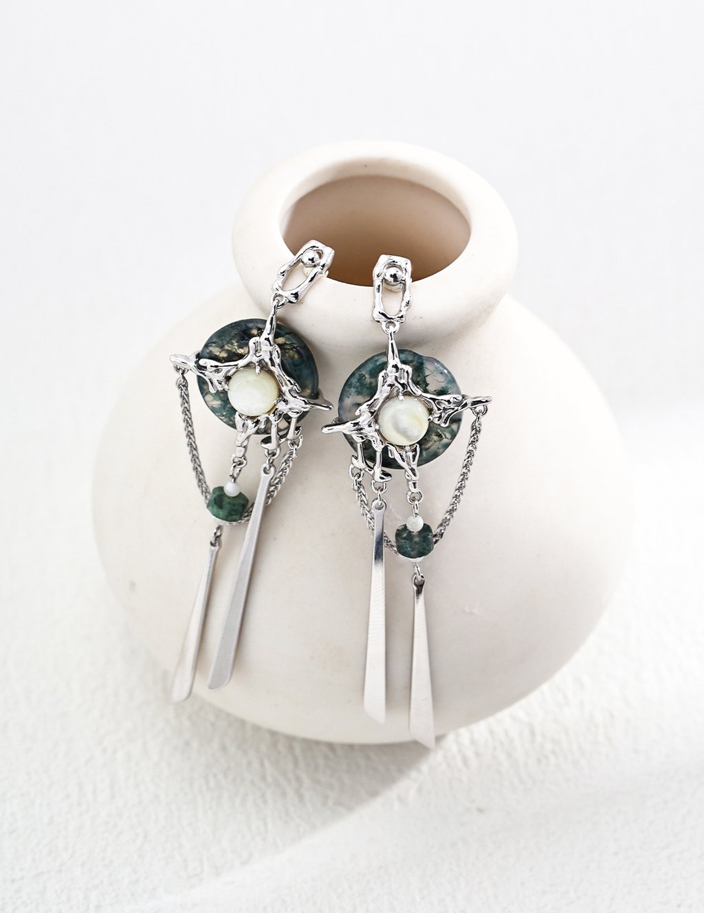 925 Sterling Silver Neo-Chinese Style Grass Agate And Mother-Of-Pearl Peace Buckle Earrings - White Gold (E01209-1)