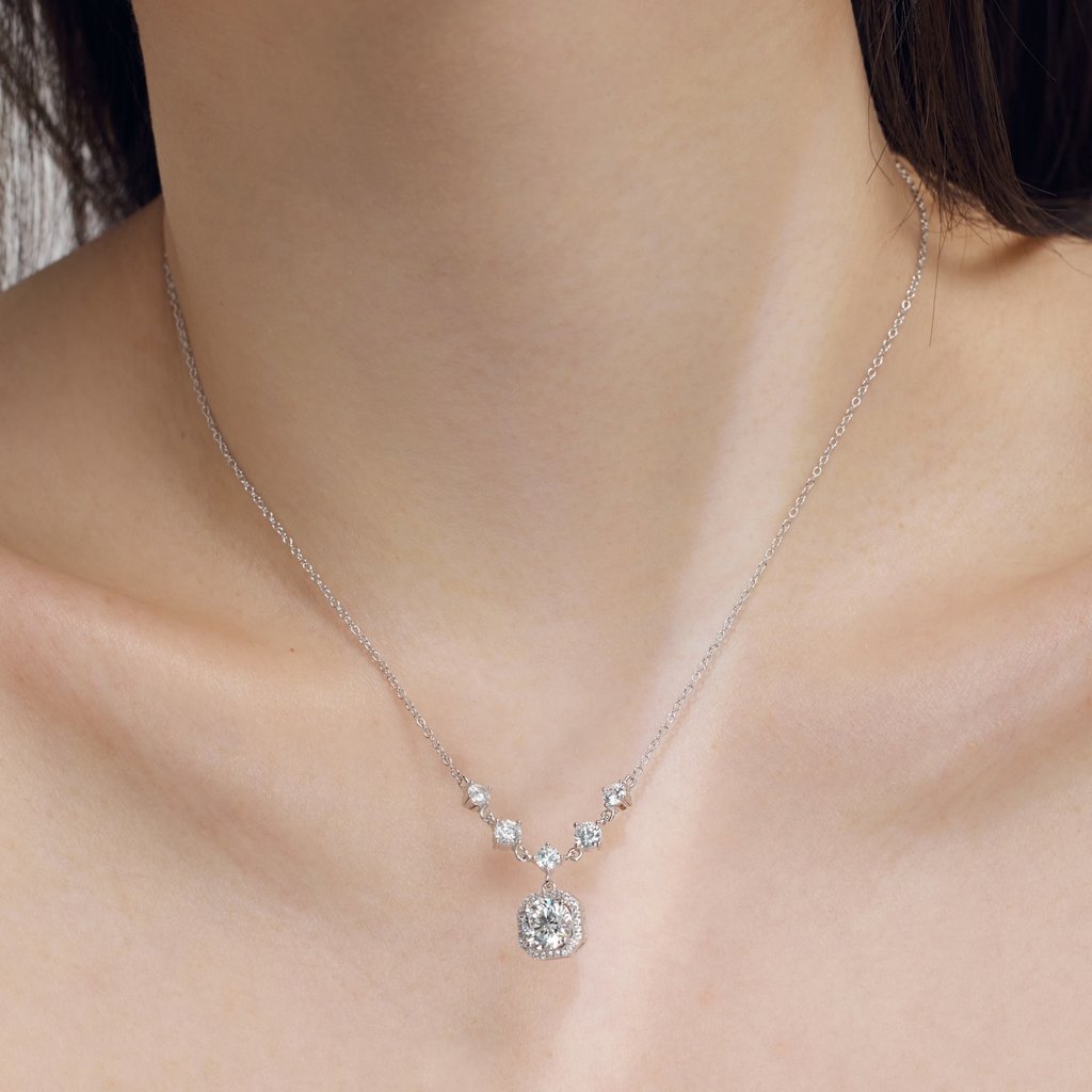 &Quot;Realm Series&Quot; 925 Silver Necklace With 5A Pink Round Zirconia - Elegant Solitaire Pendant